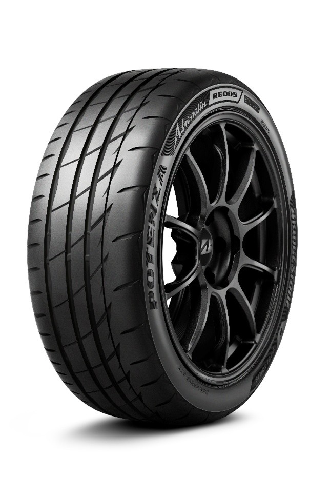 Bridgestone Potenza Adrenalin RE005